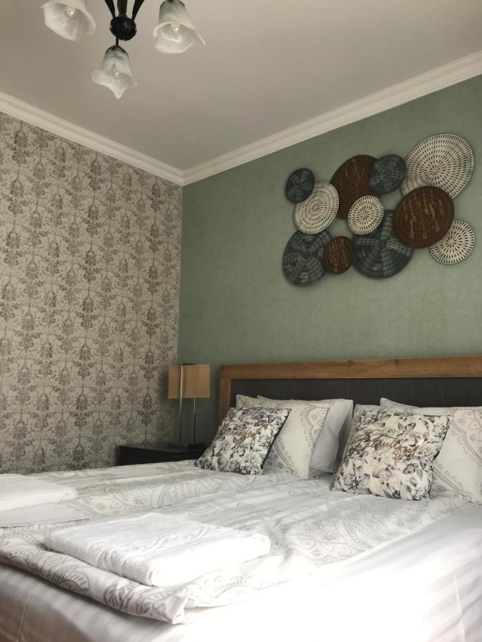 Eden Apartman Algyo Eksteriør billede