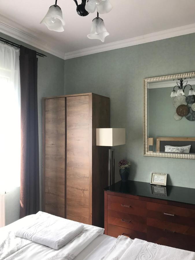 Eden Apartman Algyo Eksteriør billede