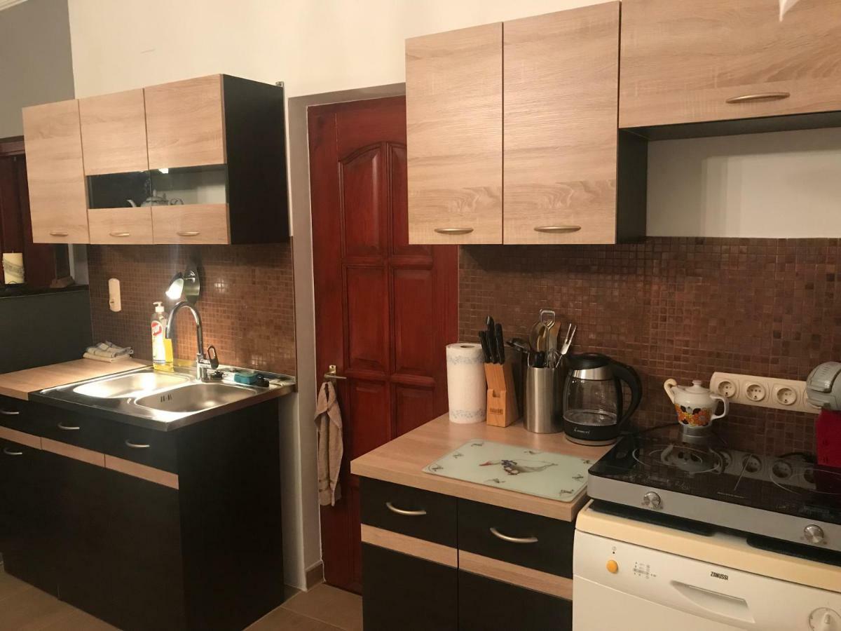 Eden Apartman Algyo Eksteriør billede
